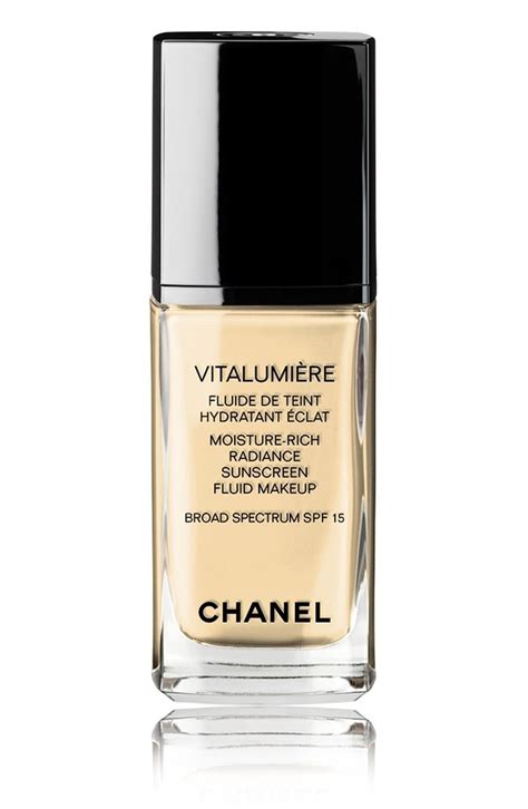 chanel vita lumier|Chanel vitalumière sunscreen.